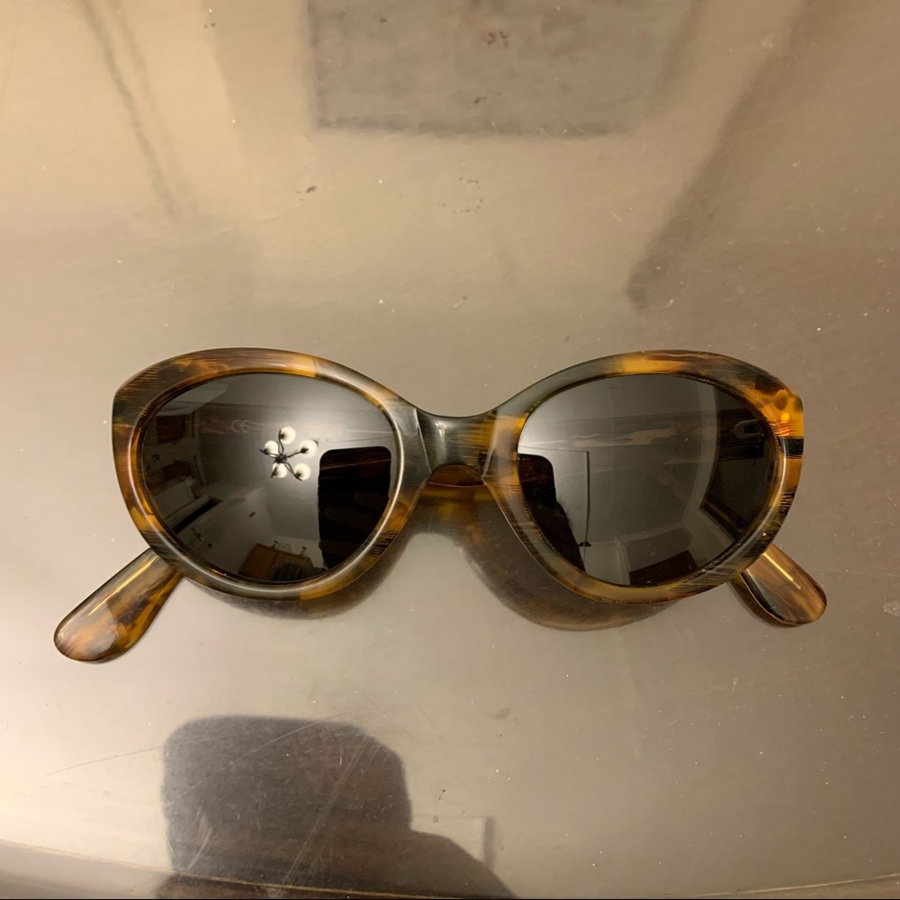 Dkny sunglasses - Picture 11 of 13